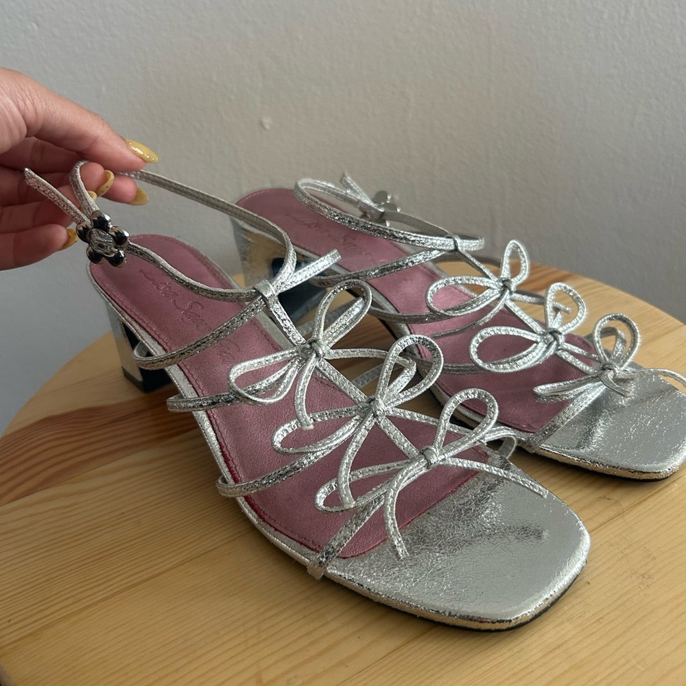 Lisa Says Gah - Carrie Bow Sandal